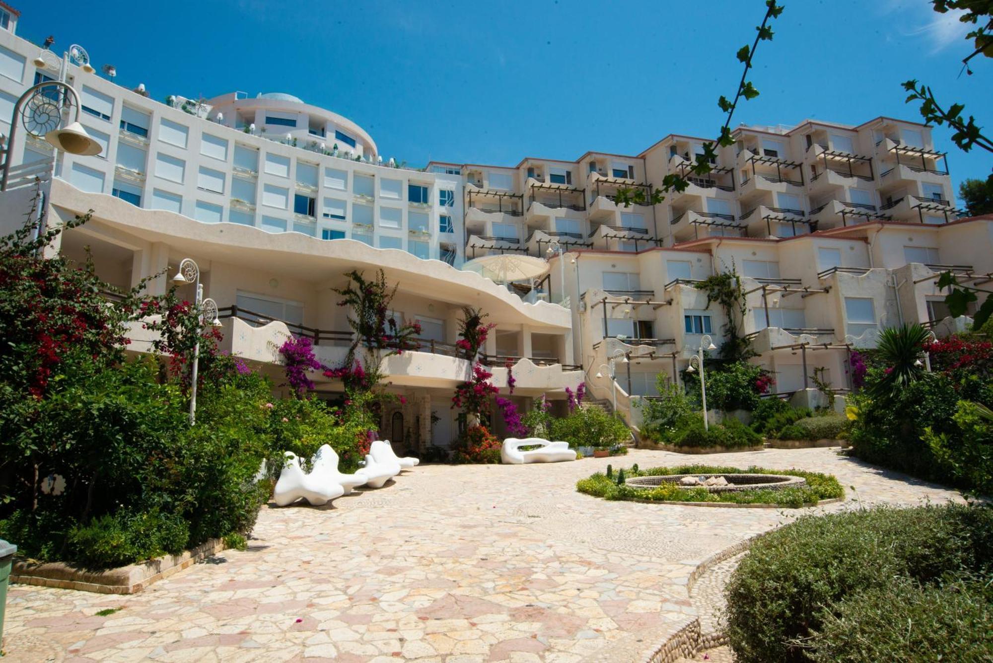 Bougainville Bay Apartments Sarandë Exterior foto