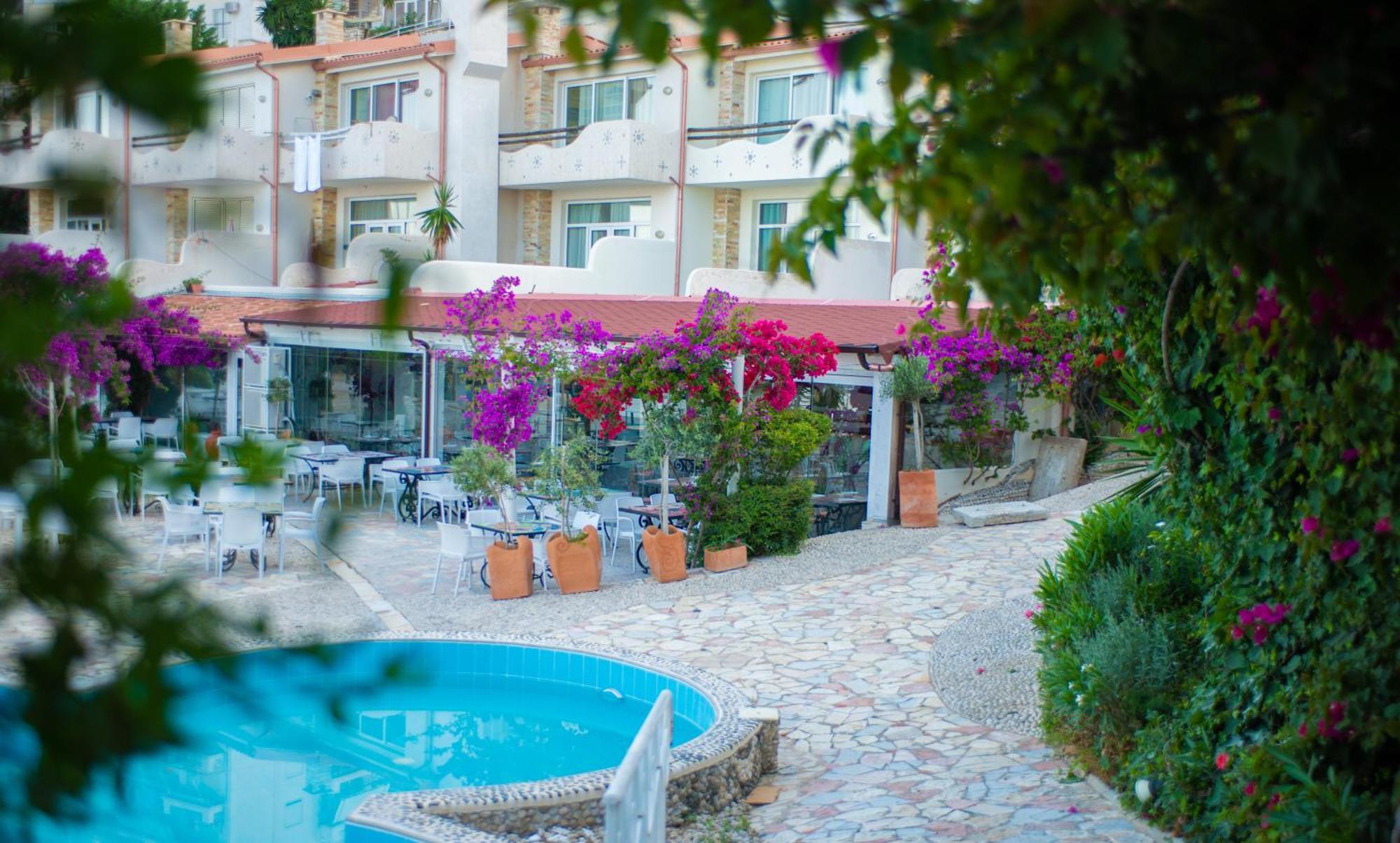 Bougainville Bay Apartments Sarandë Exterior foto