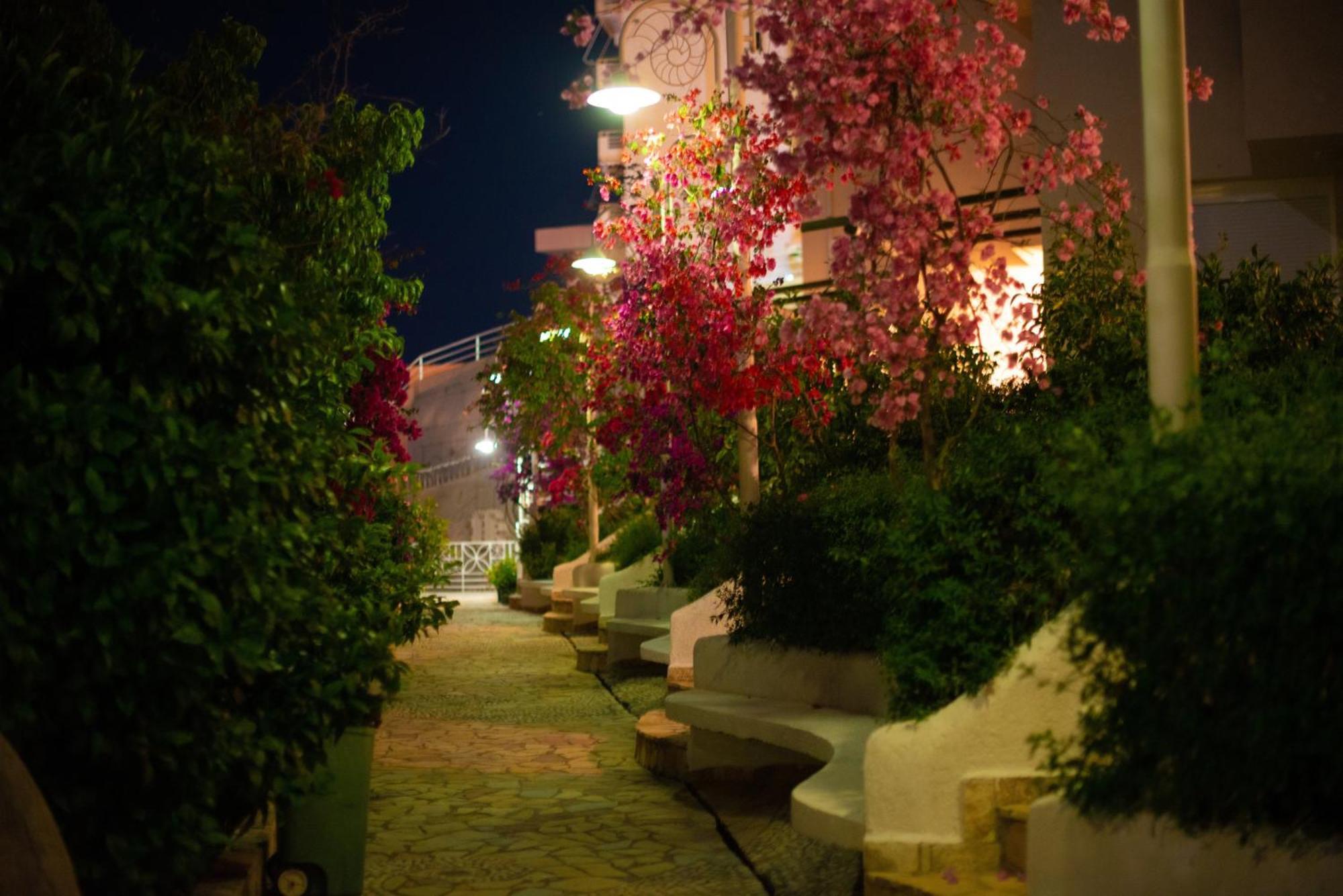 Bougainville Bay Apartments Sarandë Exterior foto